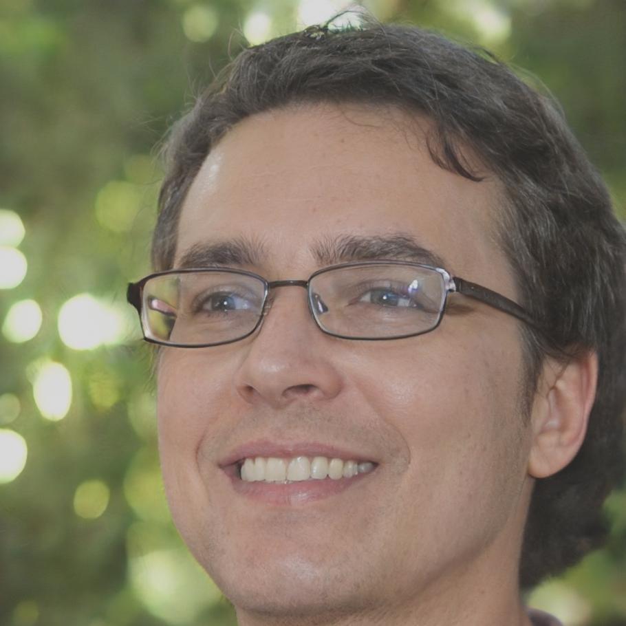 Portrait von Finanzberater Elias Bergström